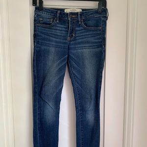 Abercrombie & Fitch Super Skinny Jeans
